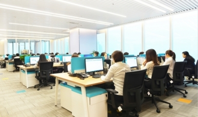 五方教育董事长佘晏飞 以信息服务业务为引擎，打造教育服务行业新标准